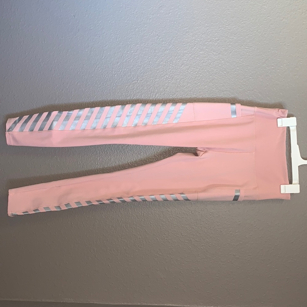 Pink leggings